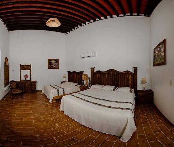 Hotel Mis Tres Sinaloas מראה חיצוני תמונה